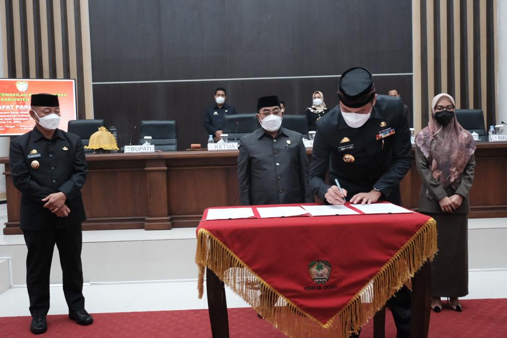 APBD Gowa 2022 Disahkan, Adnan Harap Dikelola Dengan Baik